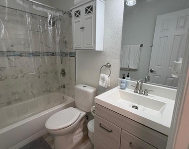 4714 W Lawn Avenue - Photo Thumbnail 19