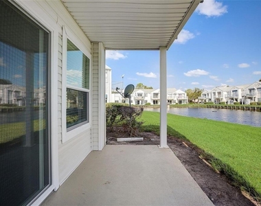 2556 Woodgate Boulevard - Photo Thumbnail 27