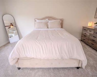 9734 Tiramasu Trail - Photo Thumbnail 19