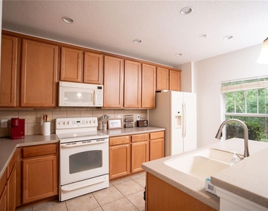 9734 Tiramasu Trail - Photo Thumbnail 4