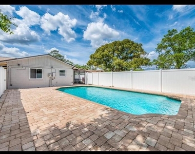 5409 Serene Lane - Photo Thumbnail 5
