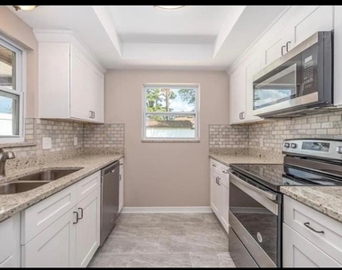 5409 Serene Lane - Photo Thumbnail 2