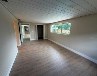 1822 Banyan Tree Drive - Photo Thumbnail 14