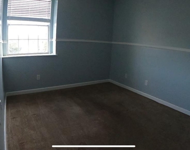 14321 Mandolin Dr - Photo Thumbnail 20
