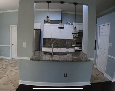 14321 Mandolin Dr - Photo Thumbnail 3