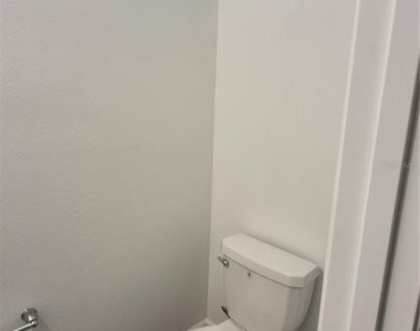 6220 Botticella Boulevard - Photo Thumbnail 10
