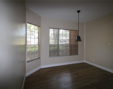 18965 Sw 98th Place - Photo Thumbnail 2