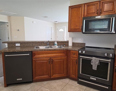 5436 Nw 60th Terrace - Photo Thumbnail 9