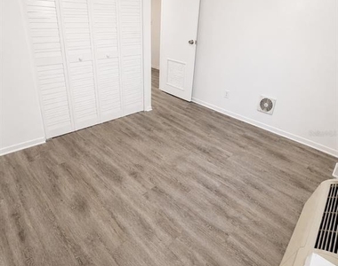 420-420 Mills Street - Photo Thumbnail 6