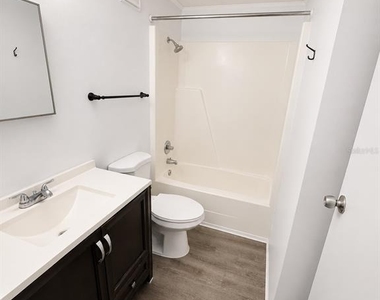 420-420 Mills Street - Photo Thumbnail 9