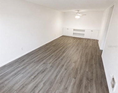 420-420 Mills Street - Photo Thumbnail 1