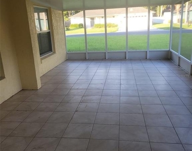 4650 Ne 16th Place - Photo Thumbnail 15