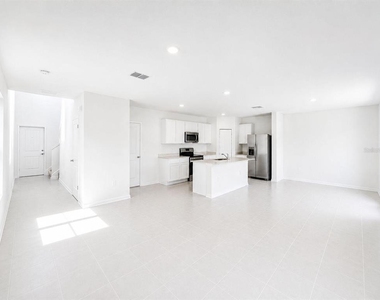 2432 Bluestone Road - Photo Thumbnail 7
