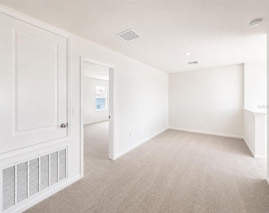 2432 Bluestone Road - Photo Thumbnail 14
