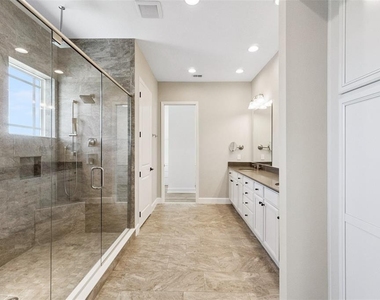 13273 Granger Avenue - Photo Thumbnail 14