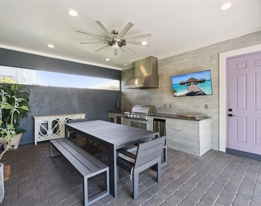 13273 Granger Avenue - Photo Thumbnail 3