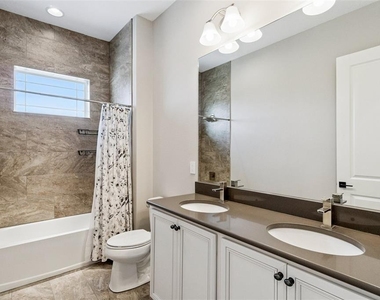13273 Granger Avenue - Photo Thumbnail 22
