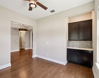 13273 Granger Avenue - Photo Thumbnail 11