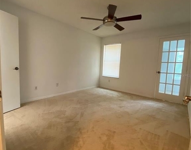 4572 Commander Drive - Photo Thumbnail 11