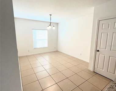 124 Primrose Drive - Photo Thumbnail 7