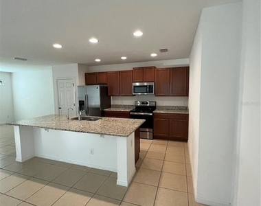 124 Primrose Drive - Photo Thumbnail 18