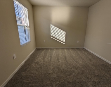 1113 Grand Hammock Court - Photo Thumbnail 30