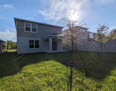 1113 Grand Hammock Court - Photo Thumbnail 17