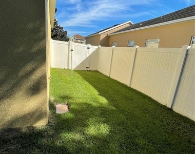 3650 Peace Pipe Way - Photo Thumbnail 15