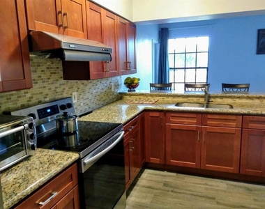 3366 Mermoor Drive - Photo Thumbnail 3
