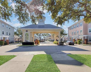 6413 Astor Village Avenue - Photo Thumbnail 15