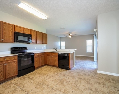 446 Spike Court - Photo Thumbnail 3