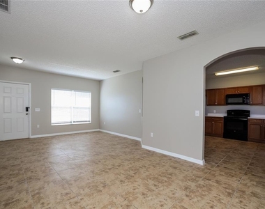 446 Spike Court - Photo Thumbnail 2