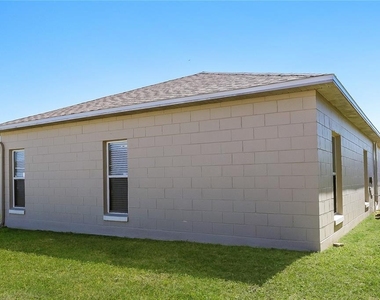 446 Spike Court - Photo Thumbnail 14