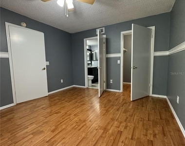 13815 Timberland Drive - Photo Thumbnail 14