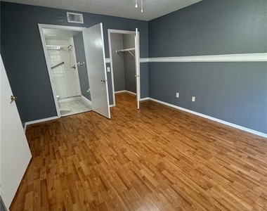 13815 Timberland Drive - Photo Thumbnail 11