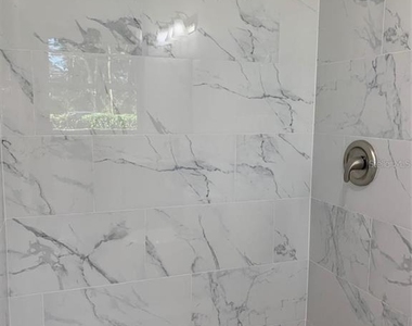 183 E Grand Bend Avenue - Photo Thumbnail 8