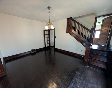 2132 Lincoln Avenue - Photo Thumbnail 5