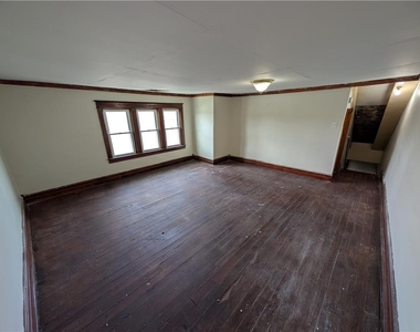 2132 Lincoln Avenue - Photo Thumbnail 20