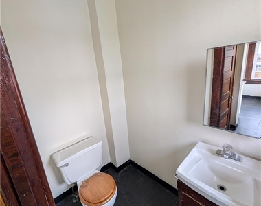 2132 Lincoln Avenue - Photo Thumbnail 10