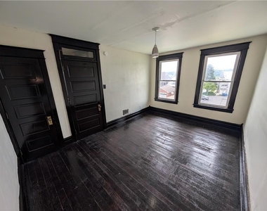 2132 Lincoln Avenue - Photo Thumbnail 16