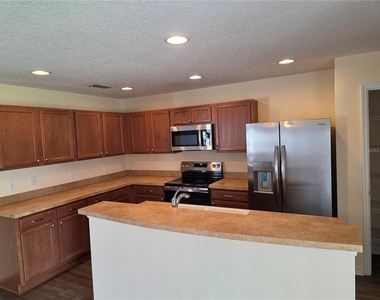 13812 Cepheus Drive - Photo Thumbnail 10