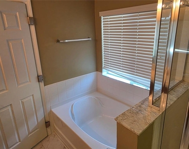 13812 Cepheus Drive - Photo Thumbnail 15