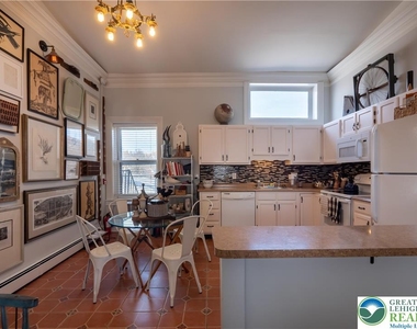 101 Northampton Street - Photo Thumbnail 10
