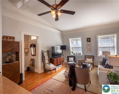 101 Northampton Street - Photo Thumbnail 19