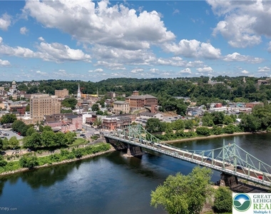 101 Northampton Street - Photo Thumbnail 23