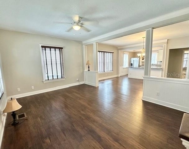 305 W 9th Street - Photo Thumbnail 9
