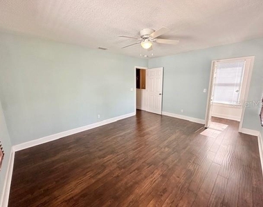 305 W 9th Street - Photo Thumbnail 25