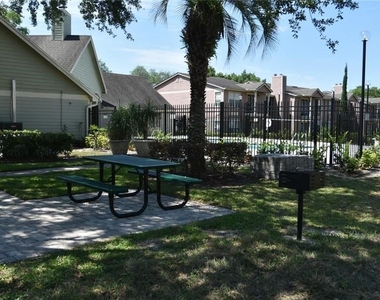 2550 N Alafaya Trail - Photo Thumbnail 7