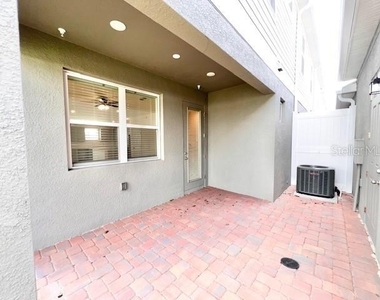 1638 Acclaim Road - Photo Thumbnail 14