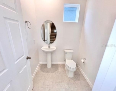 1638 Acclaim Road - Photo Thumbnail 7